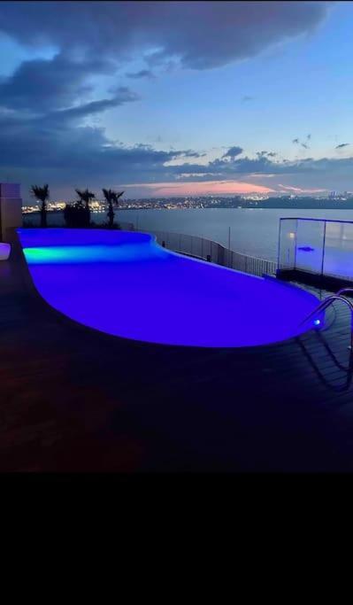Golden Stones House Sea And Lake View Istanbul Bagian luar foto