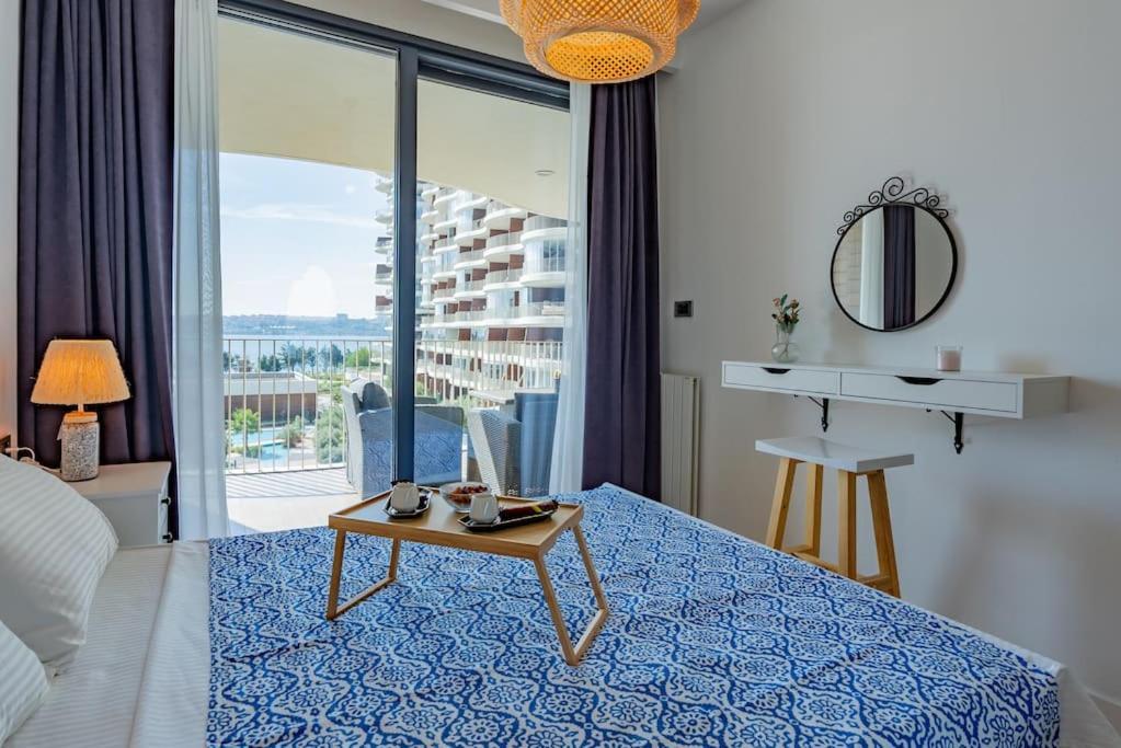 Golden Stones House Sea And Lake View Istanbul Bagian luar foto